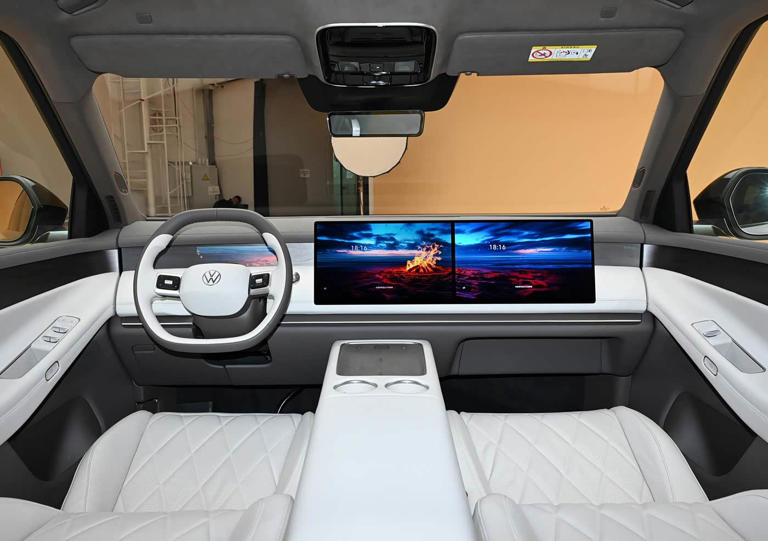 上汽大众全新旗舰SUV—ID.ERA9X上市！限时不足30万起，外观大气
