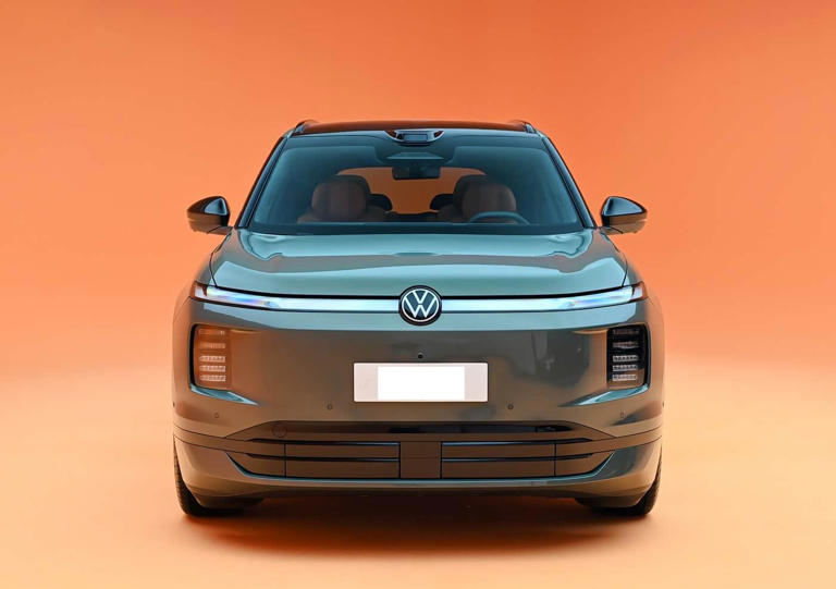 上汽大众全新旗舰SUV—ID.ERA9X上市！限时不足30万起，外观大气