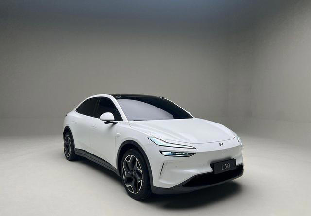 蔚来高管：乐道L60就是豪装版ModelY
