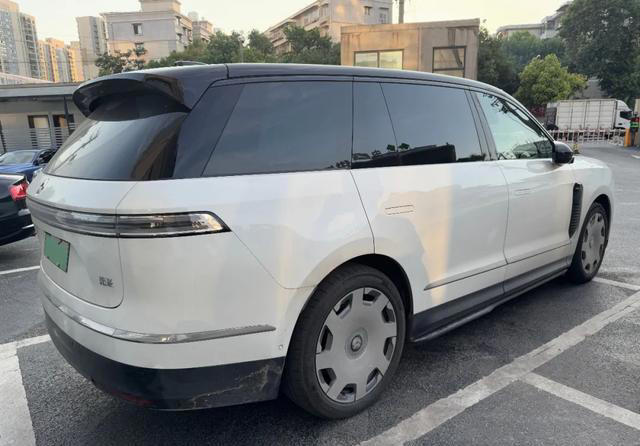 比路虎揽胜更大的全纯电SUV