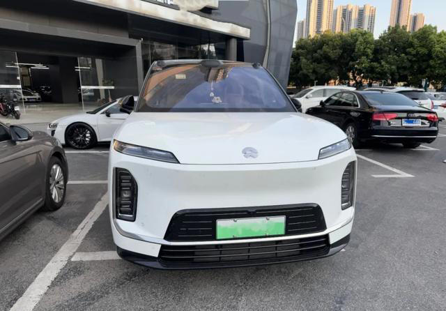 比路虎揽胜更大的全纯电SUV