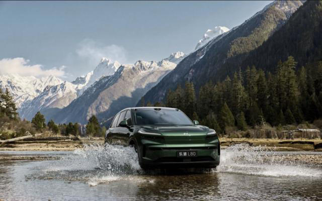 25万可入手的五座SUV，乐道L80、理想L6核心对比，谁才是真香之选