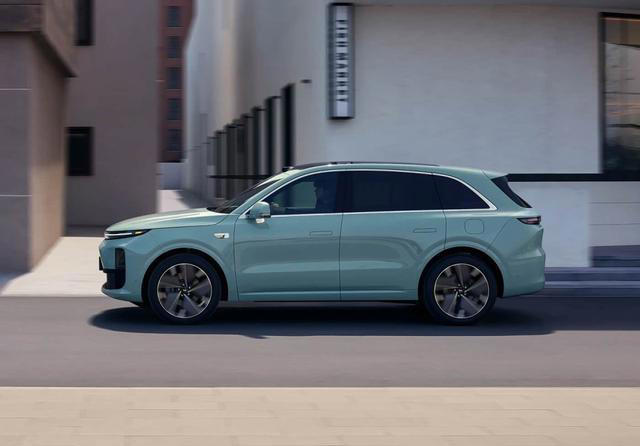 25万可入手的五座SUV，乐道L80、理想L6核心对比，谁才是真香之选