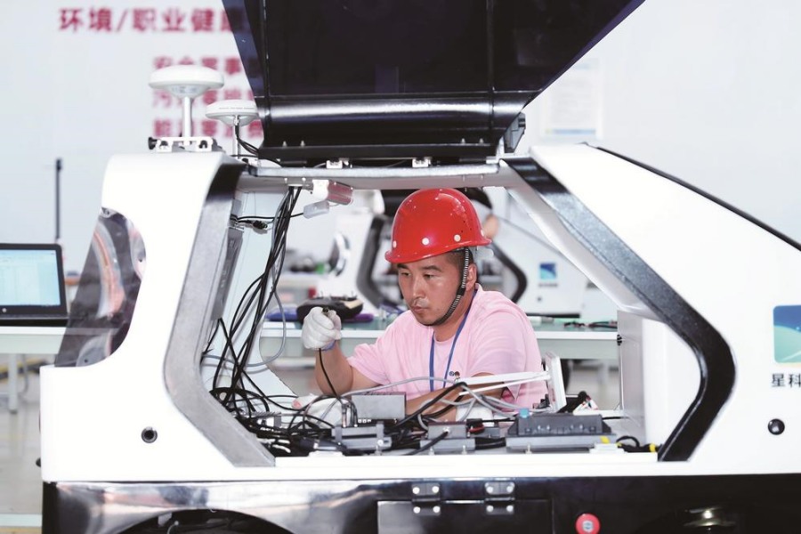 公司2026年智能网联汽车装调运维竞赛举行
