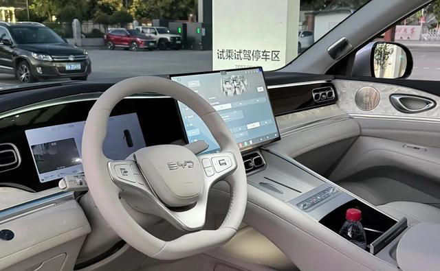老公糊涂啊!24.41万的奥迪Q5L不买,要买22.99万的比亚迪海狮08 老公糊涂啊!24.41万的奥迪Q5L不买,要买22.99万的比亚迪海狮08